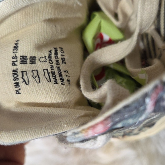 Taos Women's Canvas Arch Support Sneakers Size 7.5 - Picture 7 of 7